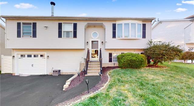 Photo of 53 Laurie Pl, Waterbury, CT 06704