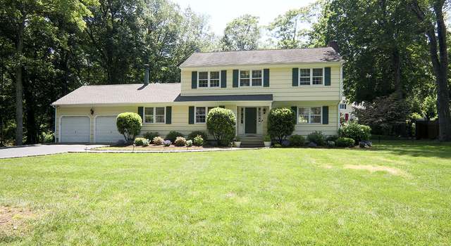 Photo of 16 Mortar Rock Rd, Westport, CT 06880