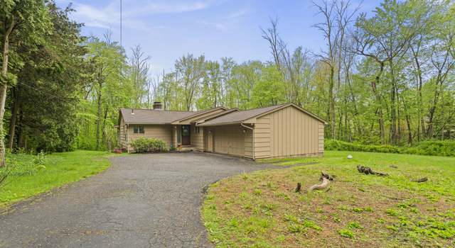 Photo of 27 Adams Rd, Bloomfield, CT 06002