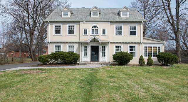 Photo of 128 Bloomfield Ave, Hartford, CT 06105