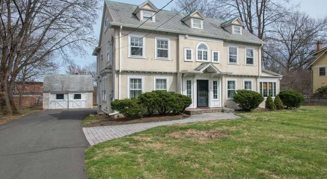 Photo of 128 Bloomfield Ave, Hartford, CT 06105