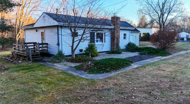 Photo of 79 Old Turnpike Rd, Thompson, CT 06262