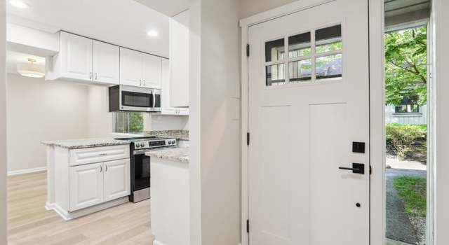 Photo of 29 Heritage Vlg Unit A, Southbury, CT 06488