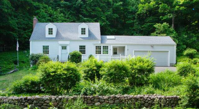 Property at 106 Hedgehog Ln, Simsbury, CT 06092, 3 beds, 2 baths