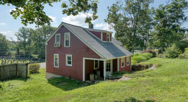 Photo of 493 Storrs Rd, Mansfield Center, CT 06250