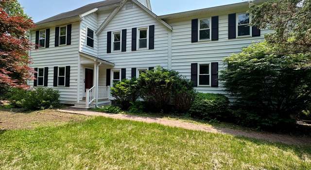 Photo of 65 Spring St, Middlefield, CT 06481