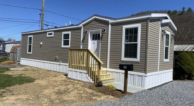 Photo of 12 3rd St, Beacon Falls, CT 06403