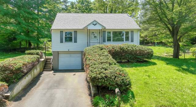 Photo of 510 Sylvan Lake Rd, Oakville, CT 06779