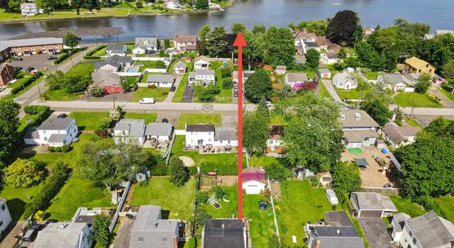 Photo of 102 Houston Ter, Stamford, CT 06902