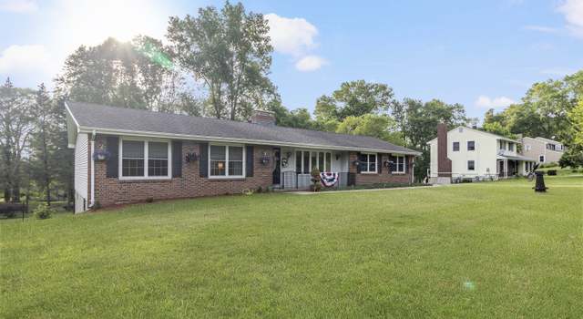 Photo of 29 Birchwood Dr, Killingly, CT 06241