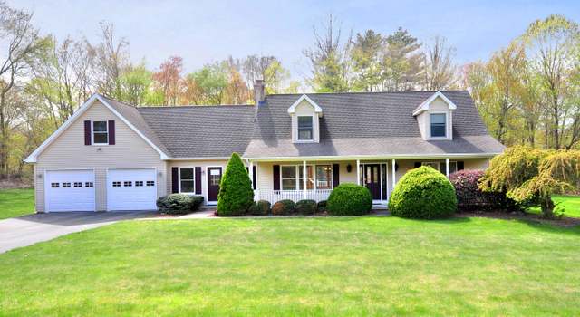Photo of 22 Lazo Dr, Litchfield, CT 06778