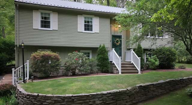 Photo of 10 Brewer Rd, East Hampton, CT 06424