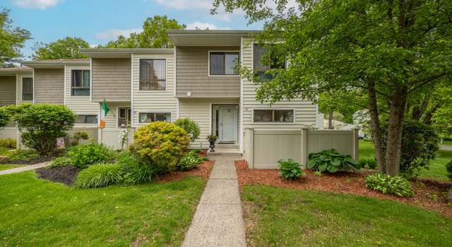 Photo of 47 Currier Pl #47, Cheshire, CT 06410