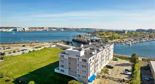 Photo of 400 Bank St Apt 206, New London, CT 06320