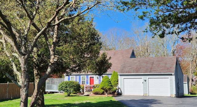 Photo of 25 Chalker Beach Rd, Old Saybrook, CT 06475