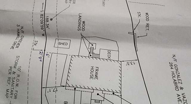 Photo of 1 Hamill Dr, Winchester, CT 06098