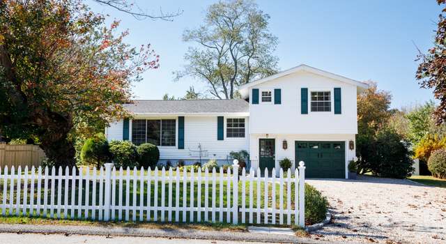 Photo of 7 Benjamin Rd, Groton, CT 06355