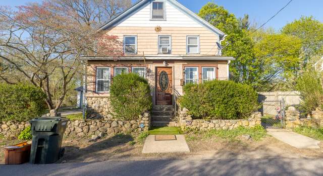 Photo of 29 Cape Ann Ct, New London, CT 06320