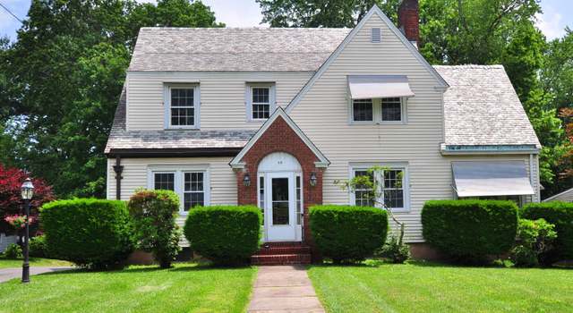 Photo of 48 Arnoldale Rd, West Hartford, CT 06119