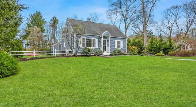 Photo of 12 Maple Ln, Shelton, CT 06484