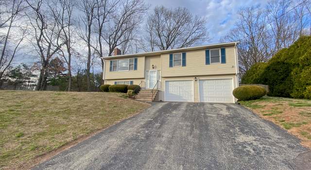 Photo of 13 Christopher Dr, Enfield, CT 06082