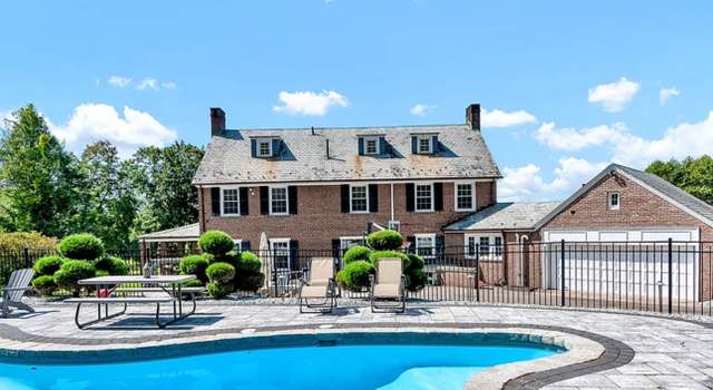 Photo of 11 Richard Rd, Manchester, CT 06040