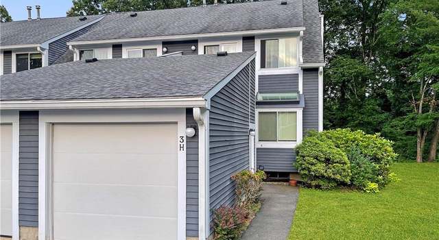 Photo of 126 Hopmeadow St Unit 3H, Simsbury, CT 06089