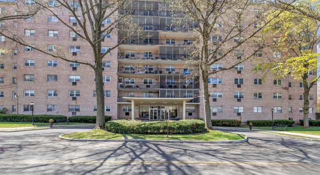 Photo of 25 Cartright St Unit 4K, Bridgeport, CT 06604