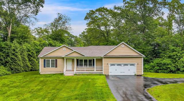 Photo of 72 Mill Pond Cir, Groton, CT 06340