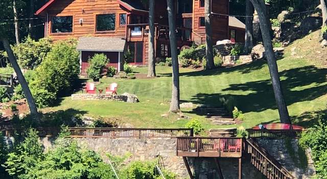 Photo of 3 Willow Ln, New Fairfield, CT 06812