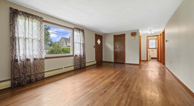 Photo of 93 E Euclid St, Bloomfield, CT 06002