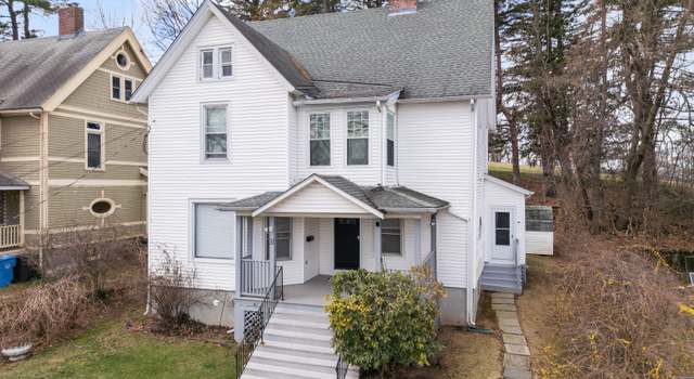 Photo of 31 Emmons Pl, New Britain, CT 06052