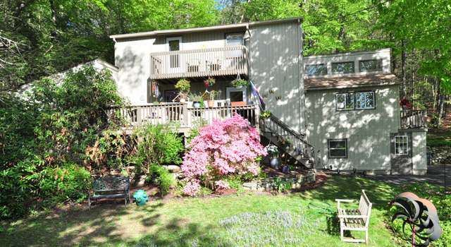 Photo of 20 Bristol Dr, Canton, CT 06019