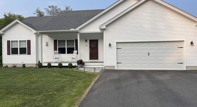 Photo of 530 Ridgewood Rd, Middletown, CT 06457