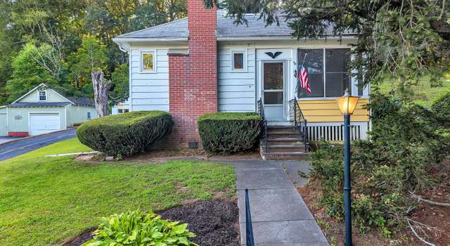 Photo of 28 Baltic Rd, Norwich, CT 06360