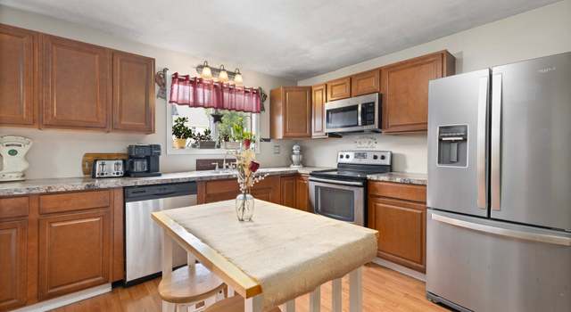 Photo of 200 Mechanic St, Killingly, CT 06239