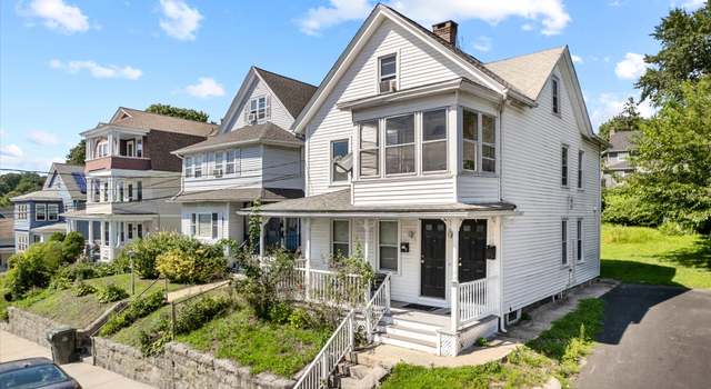 Photo of 69 West St, New London, CT 06320