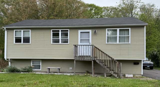 Photo of 211 Roanoak Ave, Windham, CT 06226