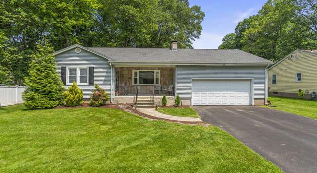 Photo of 15 Berkley St, Manchester, CT 06042