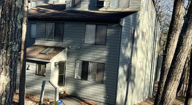 Photo of 226 Ledge Dr, Torrington, CT 06790