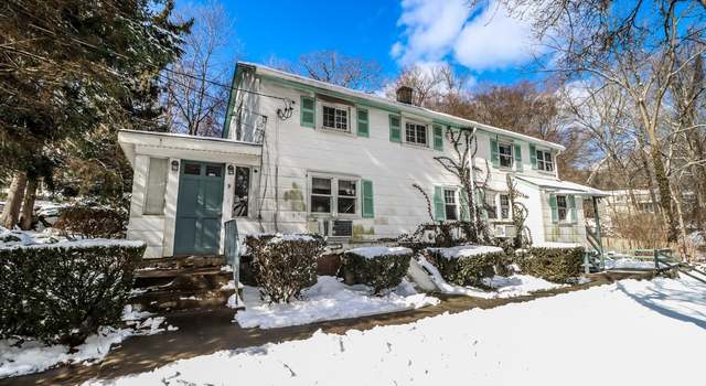 Photo of 9 Walnut St, Greenwich, CT 06807