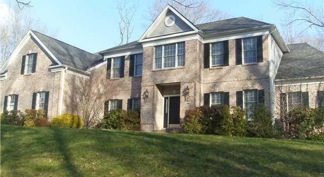 Photo of 99 Beecher Rd, Woodbridge, CT 06525