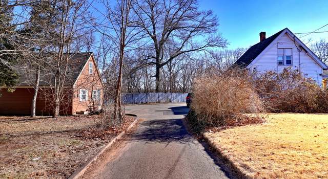 Photo of 167 Gilbert St, West Haven, CT 06516