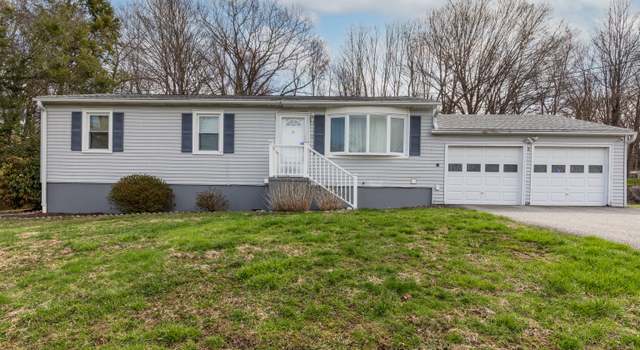 Photo of 8 Surrey Ln, New Milford, CT 06776