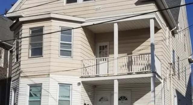 Photo of 32 Hawkins St, Waterbury, CT 06704