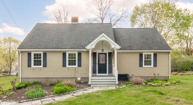 Photo of 123 Hilltop Dr, Trumbull, CT 06611