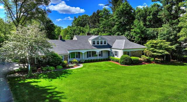 Photo of 691 Buttonball Rd, Orange, CT 06477