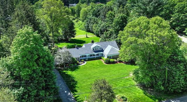 Photo of 691 Buttonball Rd, Orange, CT 06477