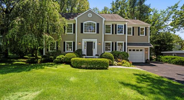 Photo of 347 West Ave, Darien, CT 06820