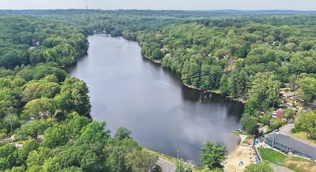 Photo of 68 Old Dike Rd, Trumbull, CT 06611